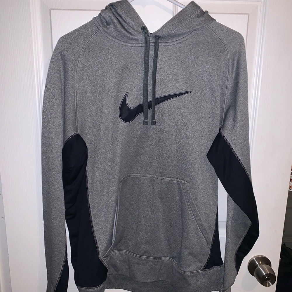 Nike sweatshirt